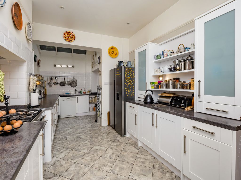 4 bed terraced house for sale in Walpole Terrace, Brighton BN2, £850,000