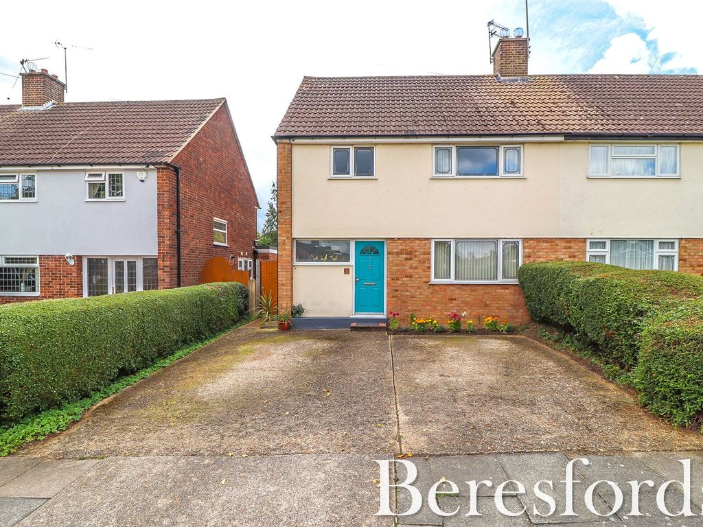4 bed semi-detached house for sale in Canterbury Avenue, Upminster RM14, £525,000