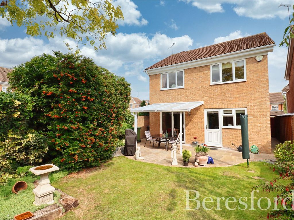 3 bed detached house for sale in Wallace Binder Close, Maldon CM9, £449,950
