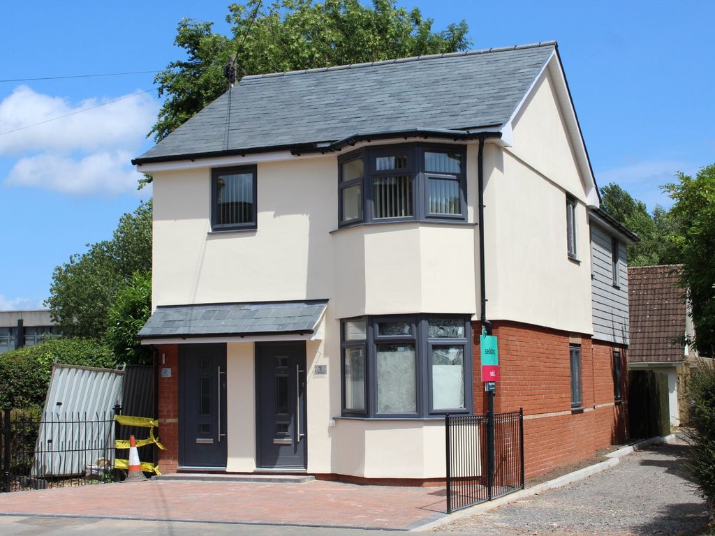 New home, 2 bed flat for sale in Vale Park, Exeter Road, Cullompton EX15, £180,000