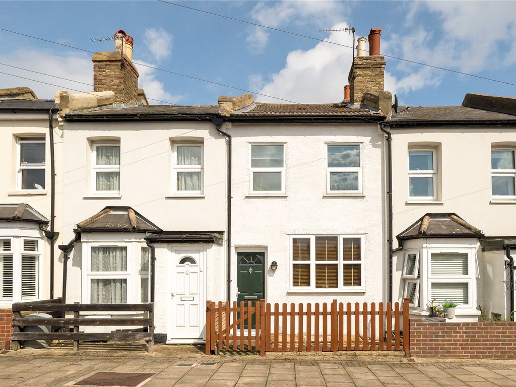 2 bed terraced house for sale in Sultan Street, Beckenham BR3, £425,000