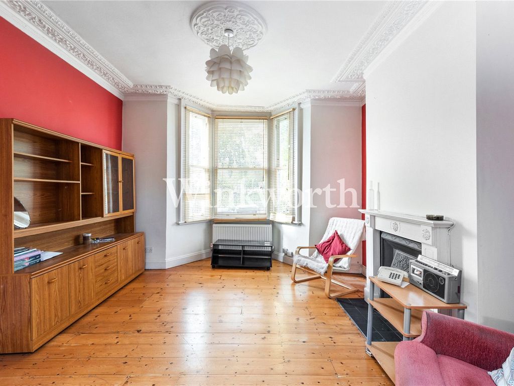 3 bed terraced house for sale in St. Albans Crescent, London N22, £665,000