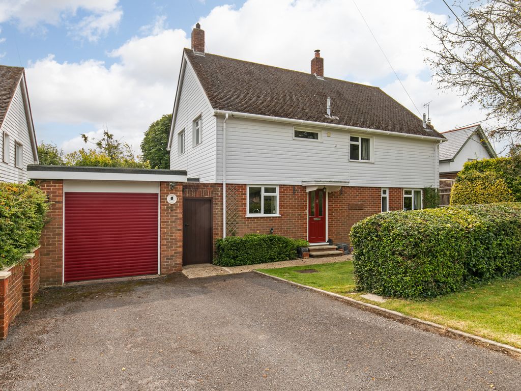 4 bed detached house for sale in Woodman Close, Sparsholt, Winchester SO21, £925,000