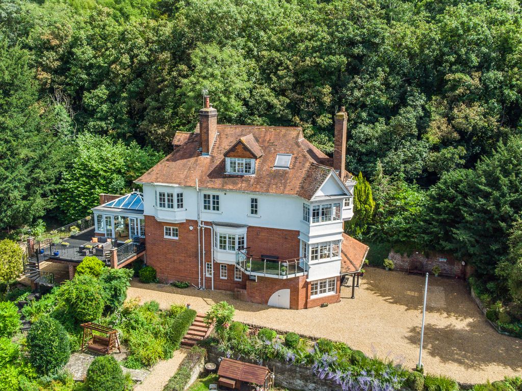 5 bed detached house for sale in Henley Road, Wargrave RG10, £2,950,000
