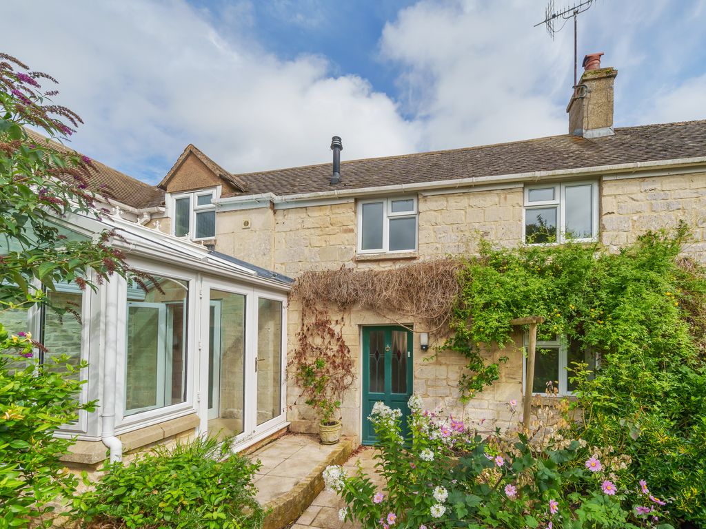 2 bed semi-detached house for sale in Butt Green, Painswick GL6, £450,000