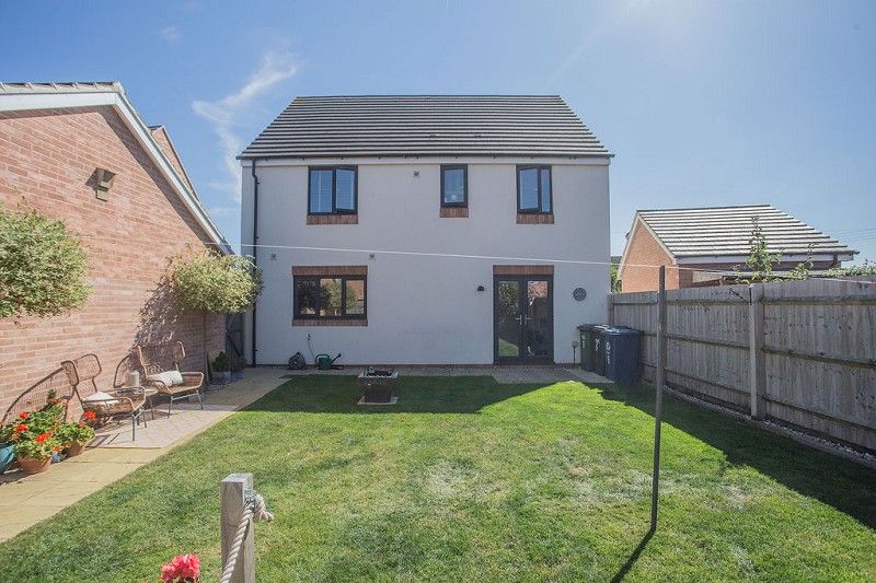 4 bed detached house for sale in Jackson Avenue, Sawtry, Huntingdon. PE28, £425,000
