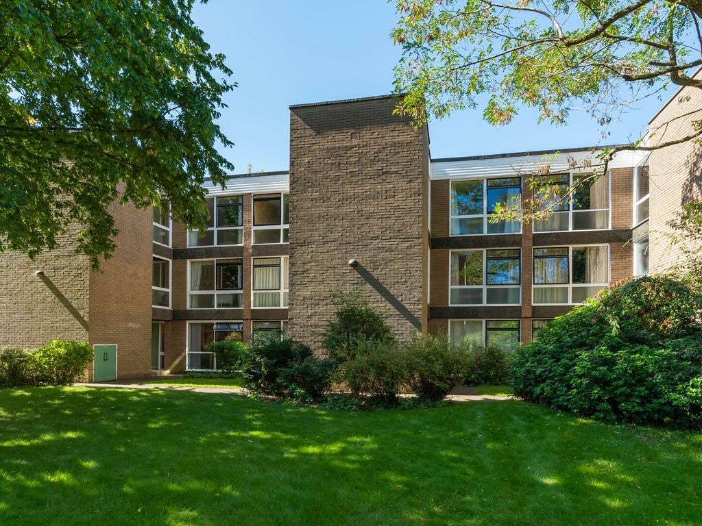 2 bed flat for sale in Butler Close, Oxford OX2, £375,000