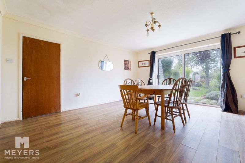 4 bed detached house for sale in Hillside Road, Wool BH20, £450,000