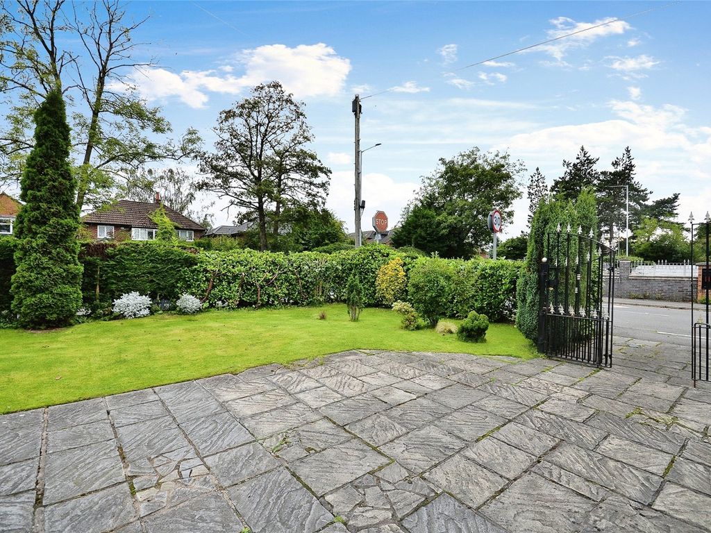2 bed bungalow for sale in Cheadle Road, Cheadle Hulme, Cheadle, Greater Manchester SK8, £450,000