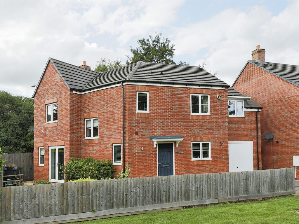 4 bed detached house for sale in Lowes Lane, Wellesbourne, Warwick CV35, £465,000
