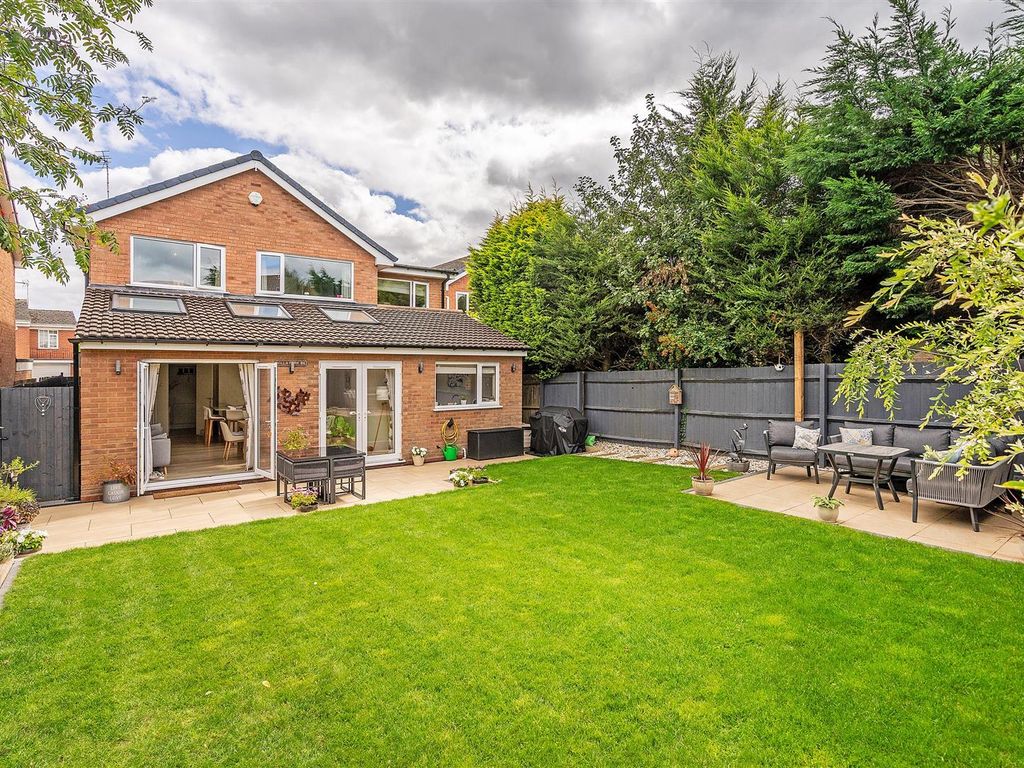 5 bed detached house for sale in Langfield Road, Knowle, Solihull B93, £700,000