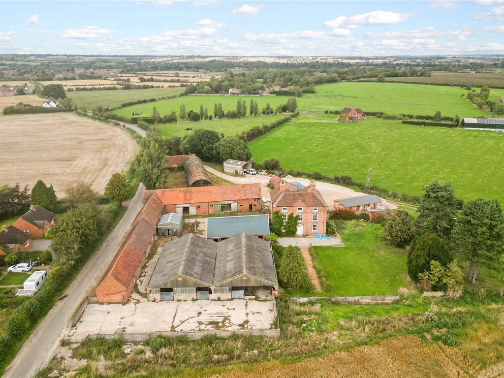 Land for sale in Alveston Hill, Alveston, Stratford-Upon-Avon, Warwickshire CV37, £800,000