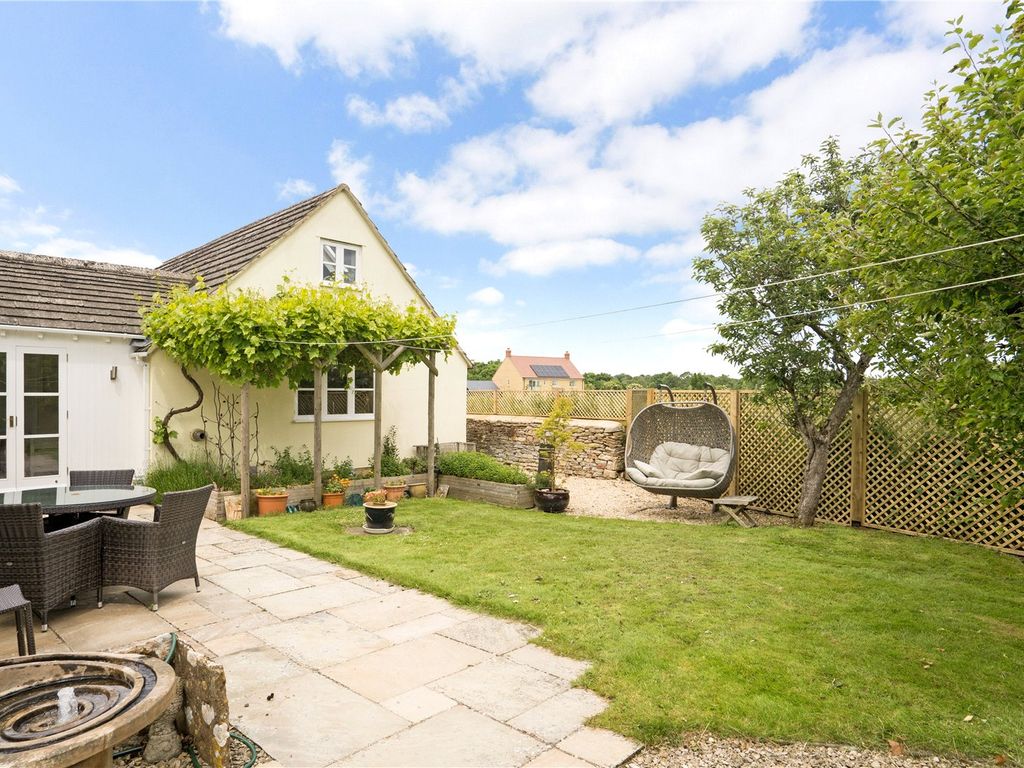 5 bed detached house for sale in Latton, Swindon SN6, £1,250,000