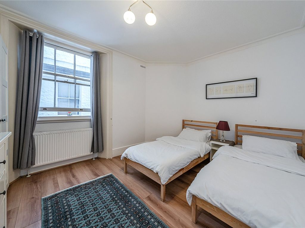 2 bed flat for sale in Old Marylebone Road, London NW1, £660,000