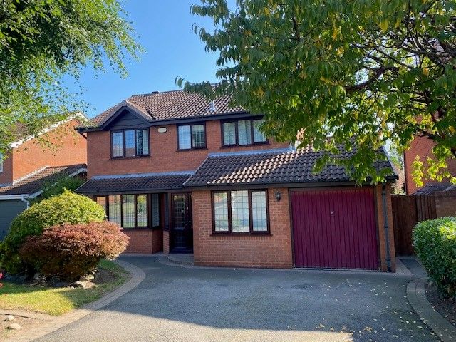 4 bed detached house for sale in Patterton Drive, Walmley, Sutton Coldfield B76, £550,000