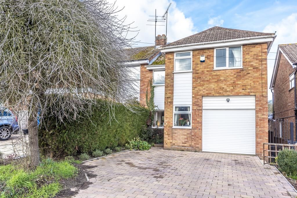 4 bed semi-detached house for sale in Chesham, Buckinghamshire HP5, £475,000