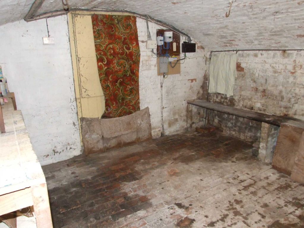 3 bed detached house for sale in School Lane, Husborne Crawley MK43, £795,000