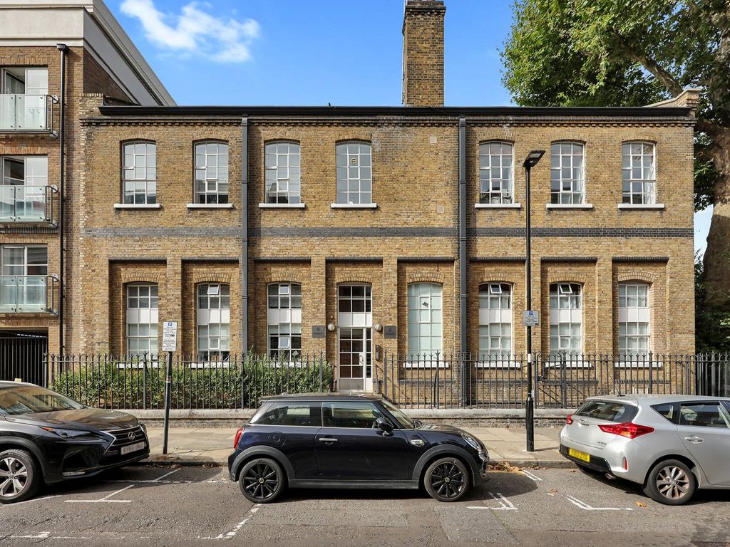 1 bed flat for sale in Hardwick Street, London EC1R, £595,000