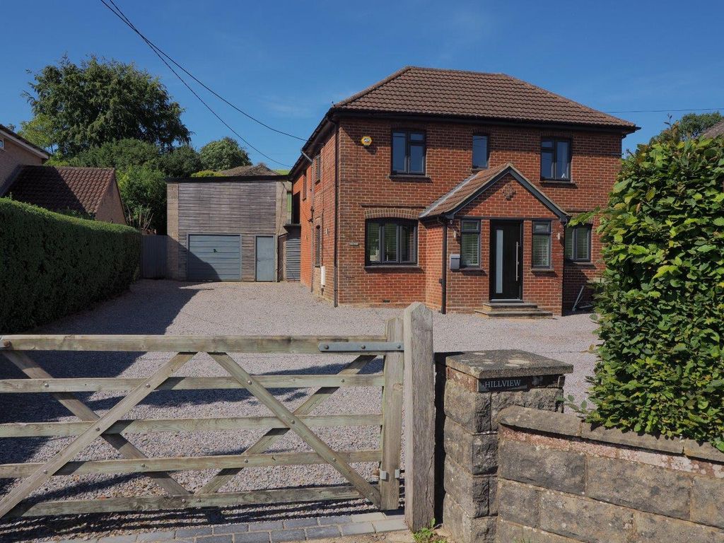 4 bed detached house for sale in Blandford Road, Coombe Bissett, Salisbury SP5, £695,000