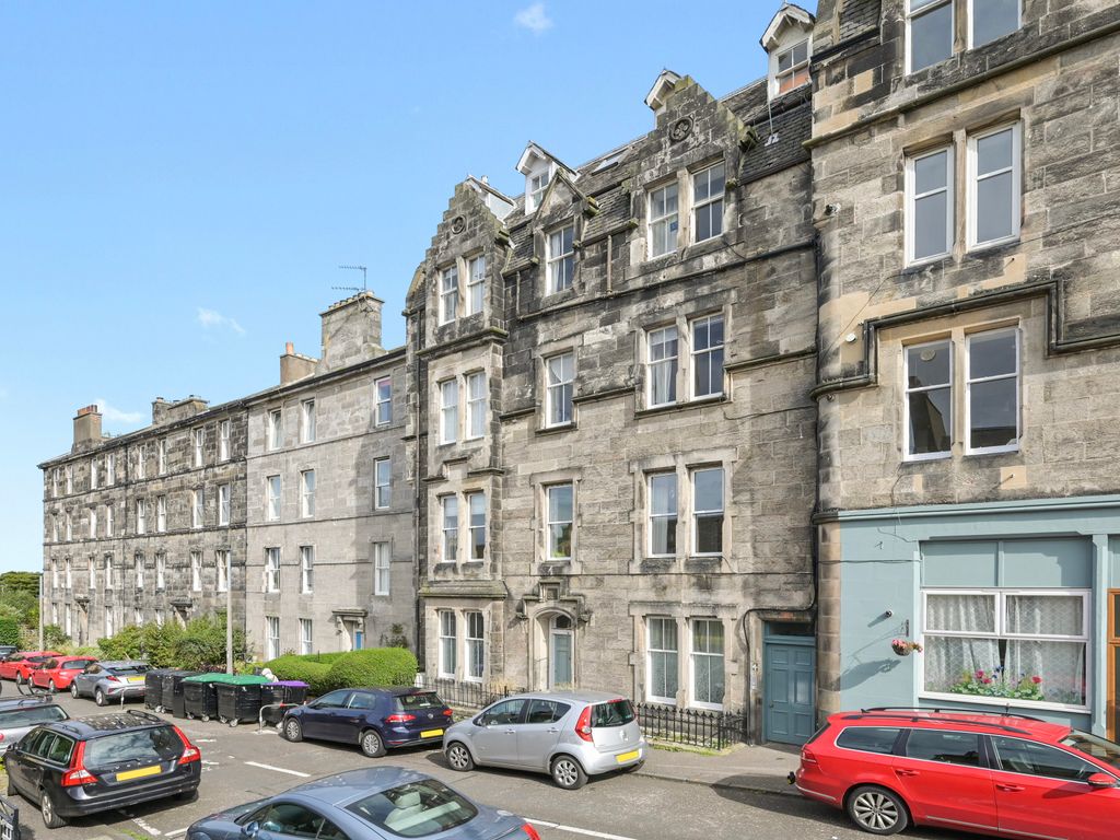 4 bed flat for sale in 4/1 Marlborough Street, Portobello, Edinburgh EH15, £380,000