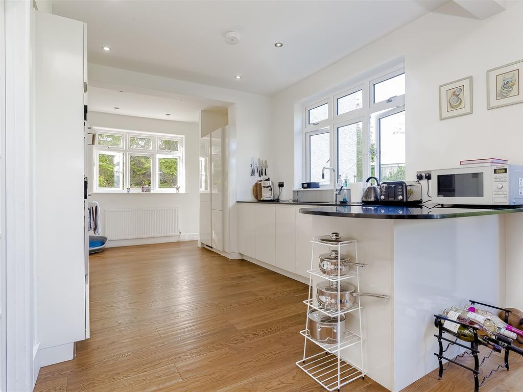 4 bed detached house for sale in Upper Pines, Banstead SM7, £800,000