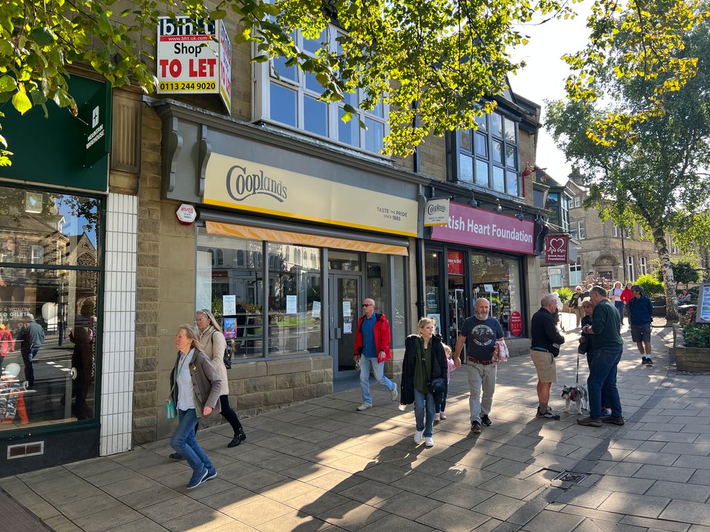 Retail premises to let in Brook Street, Ilkley, West Yorkshire, West Yorkshire LS29, £39,000 pa