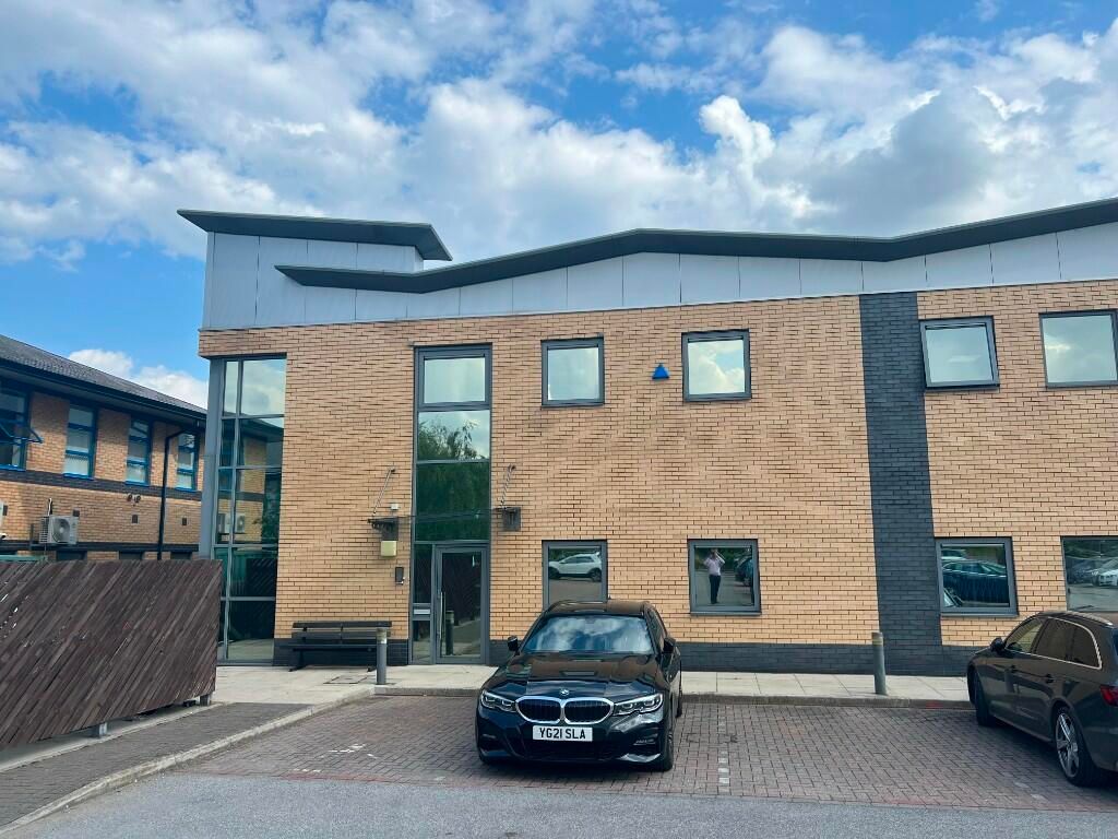 Office to let in 1 Maple Court, Barnsley, South Yorkshire, South Yorkshire S75, £12,500 pa