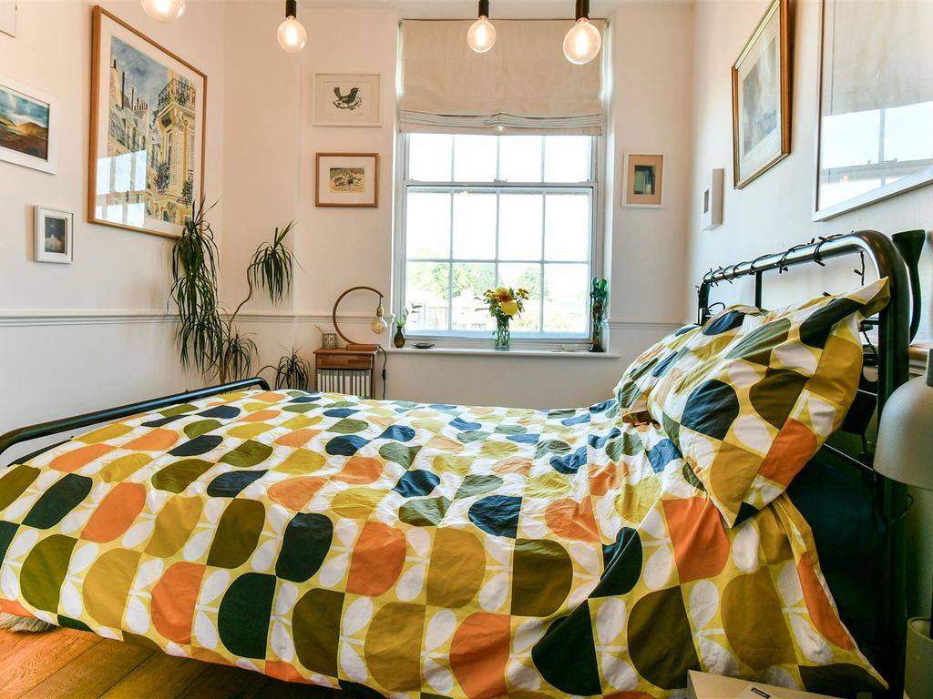 3 bed flat for sale in Buckingham Court, York YO1, £395,000