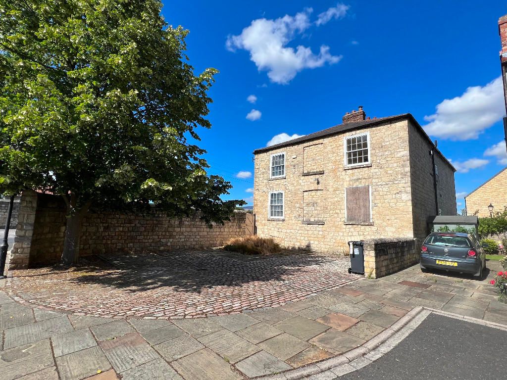 Office to let in St. Joseph's Street, Tadcaster, North Yorkshire, North Yorkshire LS24, £17,500 pa