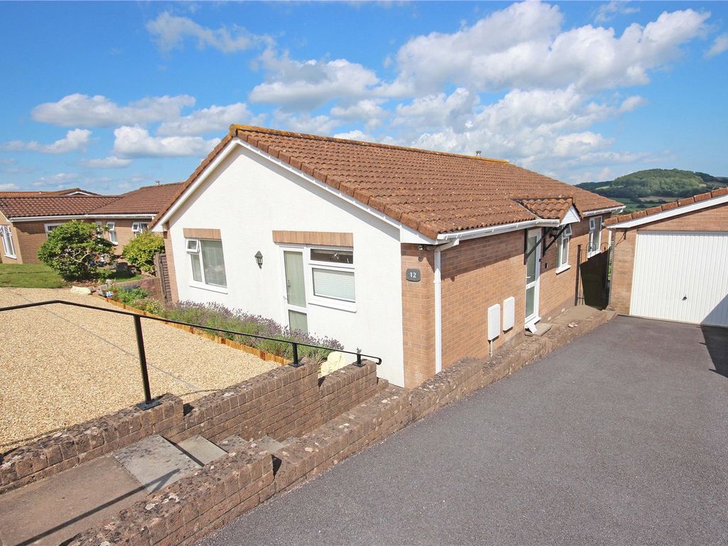 3 bed bungalow for sale in Prince Charles Way, Seaton, Devon EX12, £395,000