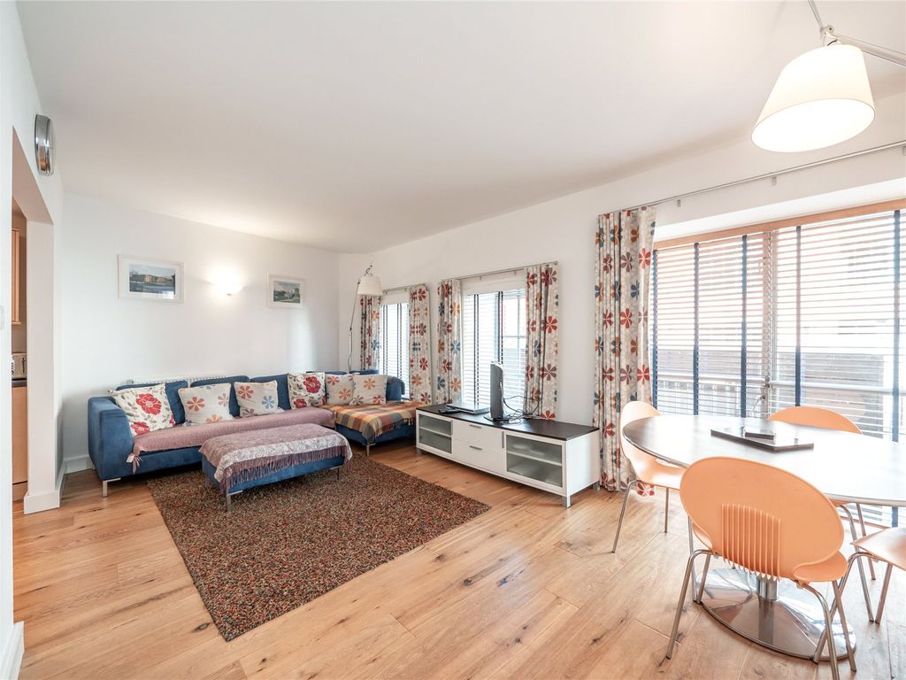 2 bed flat for sale in 49/1 Patriothall, Stockbridge, Edinburgh EH3, £340,000