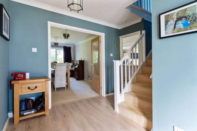 4 bed detached house for sale in Wykeham Gate, Haddenham, Aylesbury HP17, £795,000