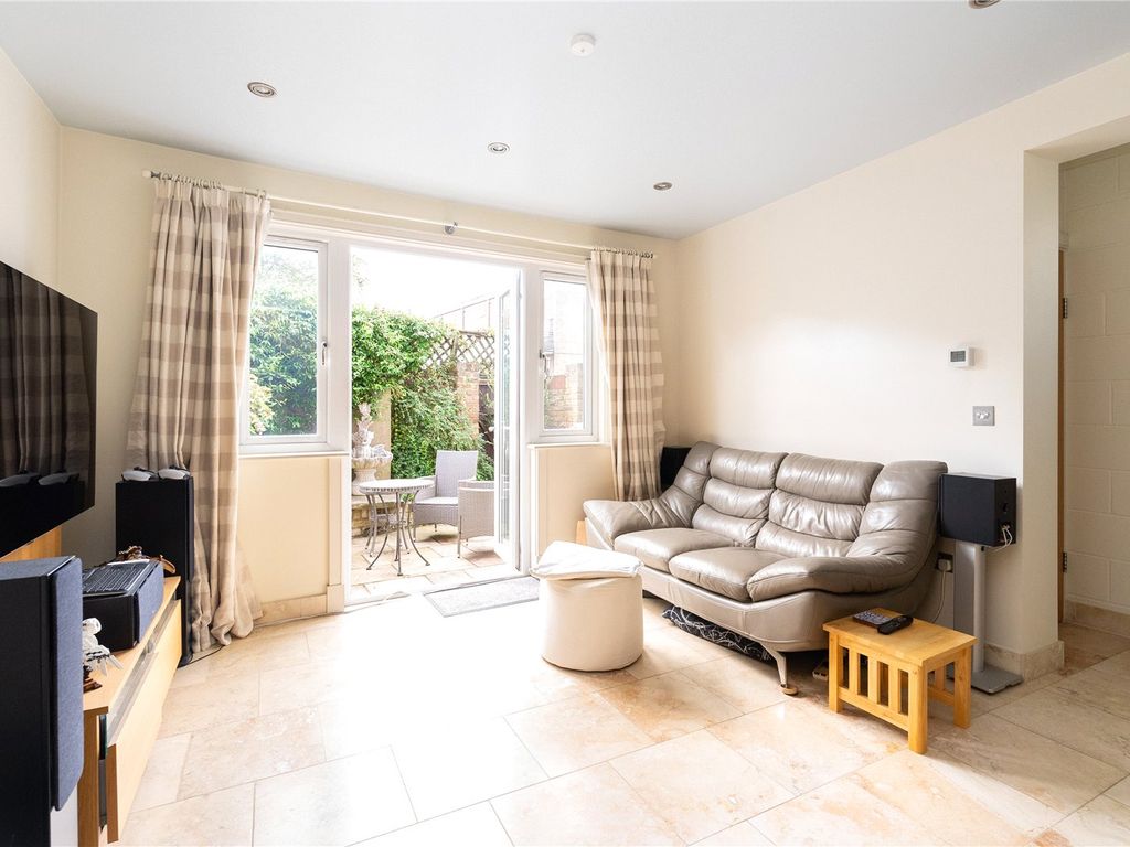 3 bed detached house for sale in East Road, Kingston Upon Thames, Surrey KT2, £875,000