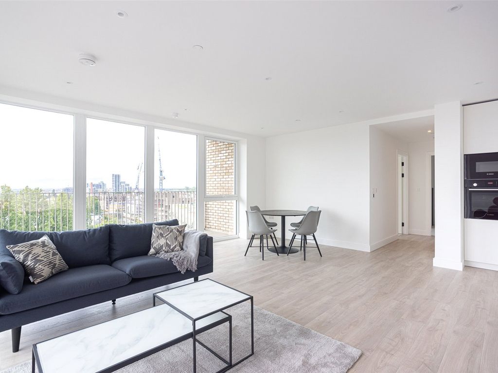 3 bed flat for sale in Beresford Avenue, Wembley HA0, £788,000