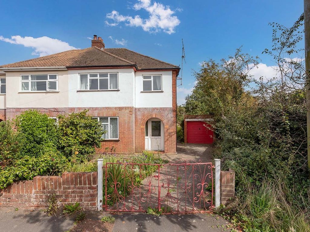 3 bed semi-detached house for sale in Lake End Road, Taplow SL6, £500,000