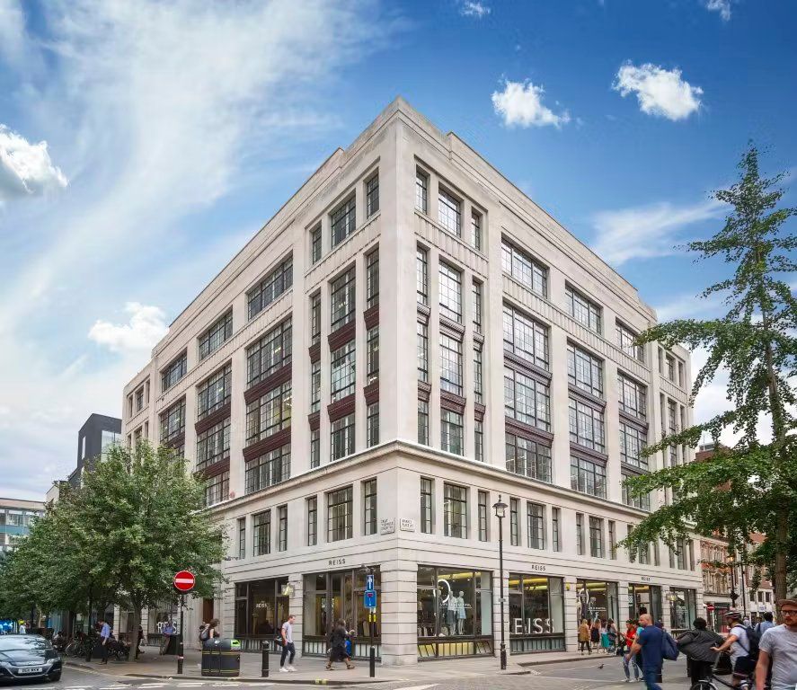 Office to let in Market Place, London W1W, £350 pa