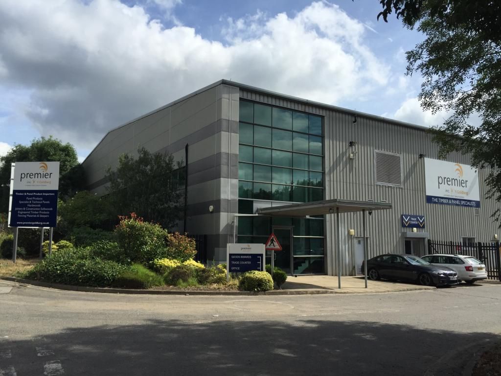 Office to let in Langley Road, Langley, Slough SL3, £66,256 pa