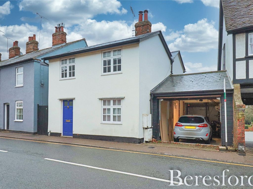 3 bed detached house for sale in North Street, Dunmow CM6, £400,000