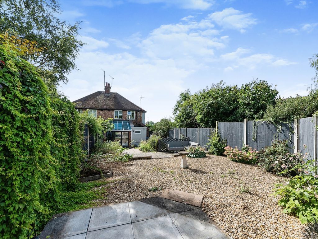 3 bed semi-detached house for sale in Crescent Close, Market Harborough LE16, £350,000