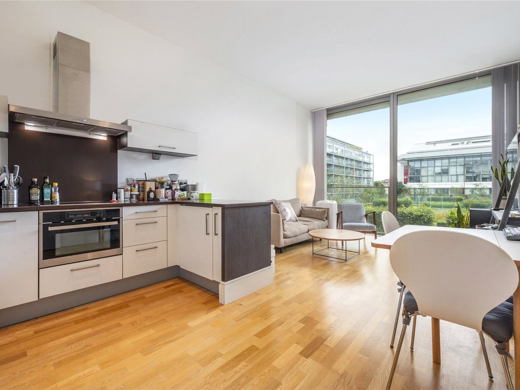 1 bed flat for sale in Weststand Apartments, Highbury Stadium Square N5, £500,000