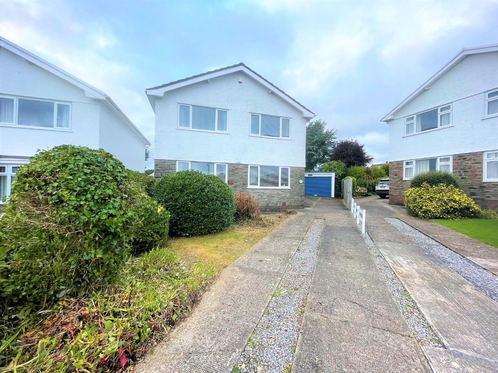 4 bed detached house for sale in Gerretts Close, Bishopston, Swansea SA3, £450,000