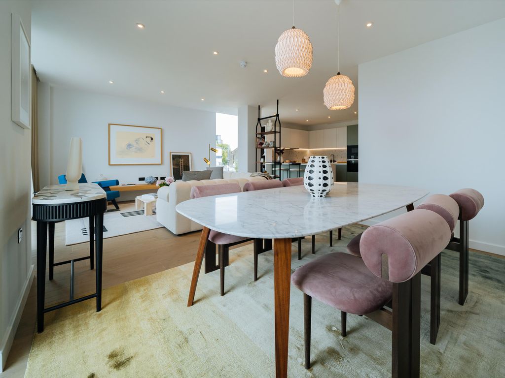 New home, 2 bed flat for sale in Hurlingham Waterfront, Carnwath Road, London SW6, £2,325,000