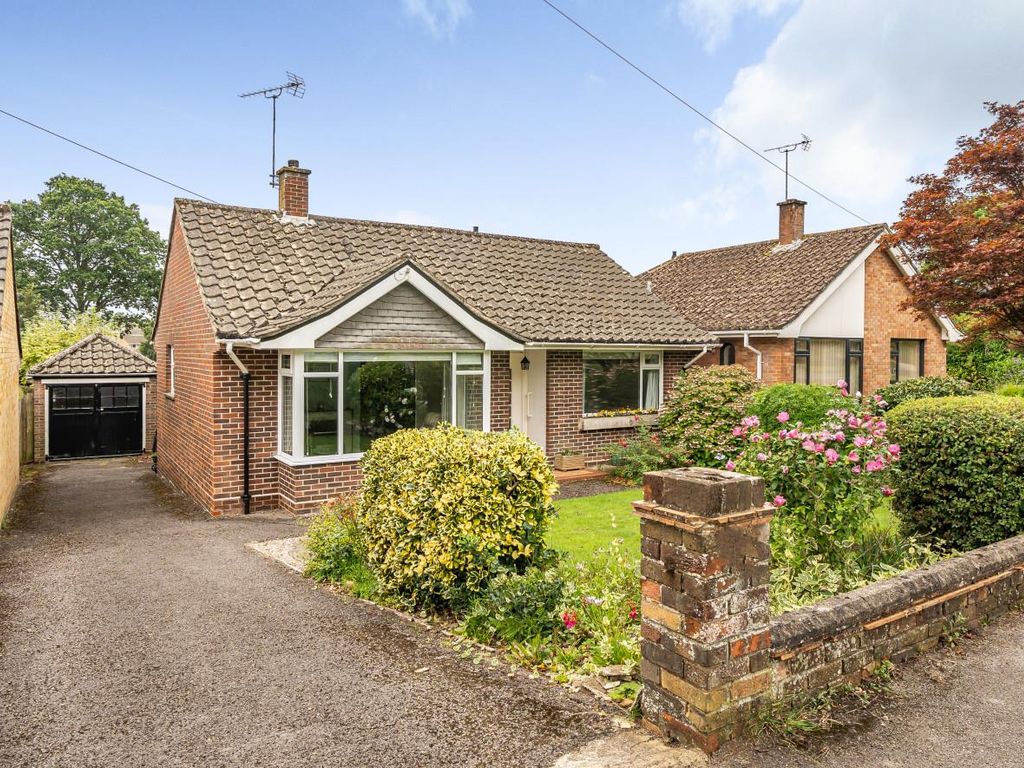 2 bed detached bungalow for sale in Peverells Wood Avenue, Peverells Wood, Chandler's Ford SO53, £360,000