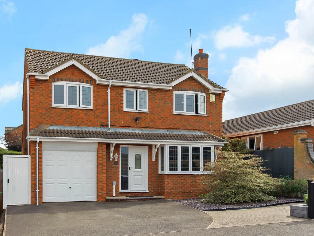 4 bed detached house for sale in Denford Way, Wellingborough NN8, £350,000