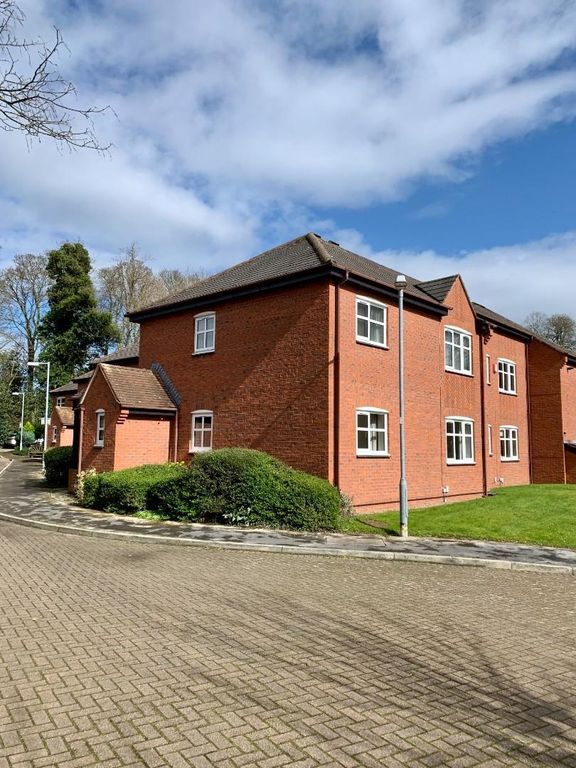 2 bed flat for sale in Rathbone Park, Tarporley CW6, £160,000