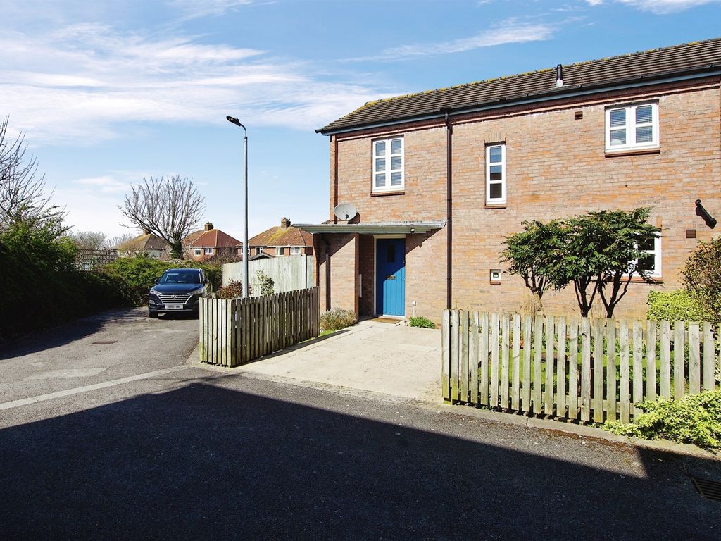3 bed semi-detached house for sale in Reed Close, Bristol BS10, £345,000