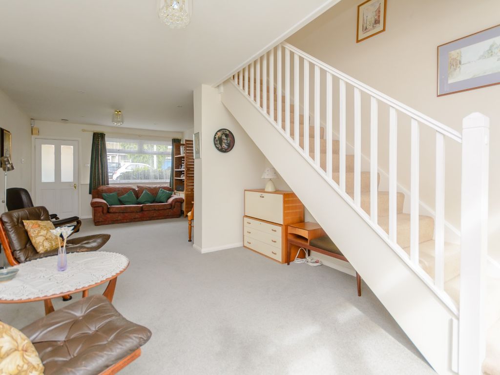 4 bed end terrace house for sale in St. Nicholas Close, Little Chalfont, Amersham HP7, £599,950