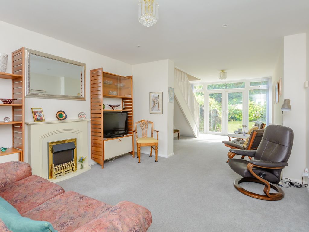 4 bed end terrace house for sale in St. Nicholas Close, Little Chalfont, Amersham HP7, £599,950