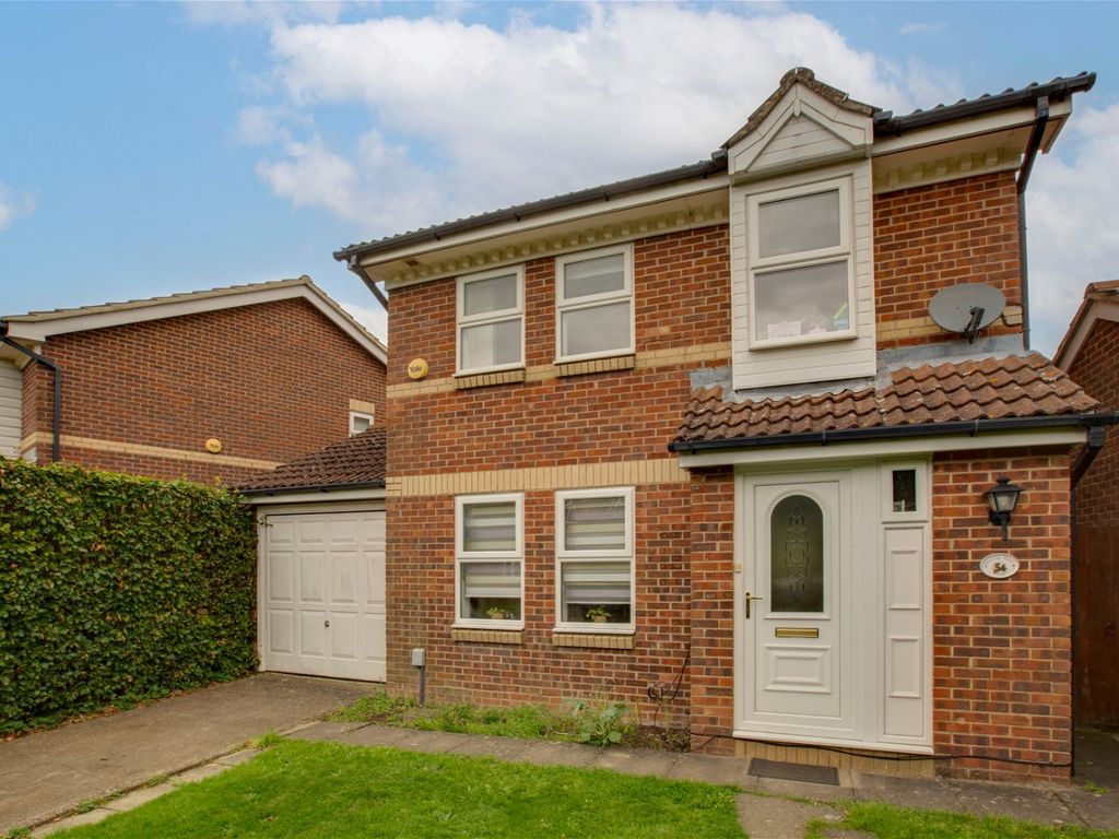 3 bed detached house for sale in Gosling Grove, Downley Village, | No Chain! HP13, £500,000