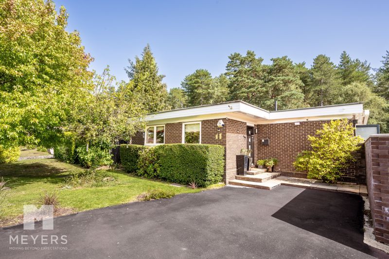 3 bed bungalow for sale in Ashley Heath, Ringwood BH24, £750,000